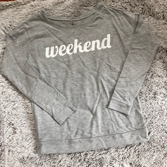 🎉HP🎉 Weekend Crewneck Sweater 🍃 - Picture 4 of 7